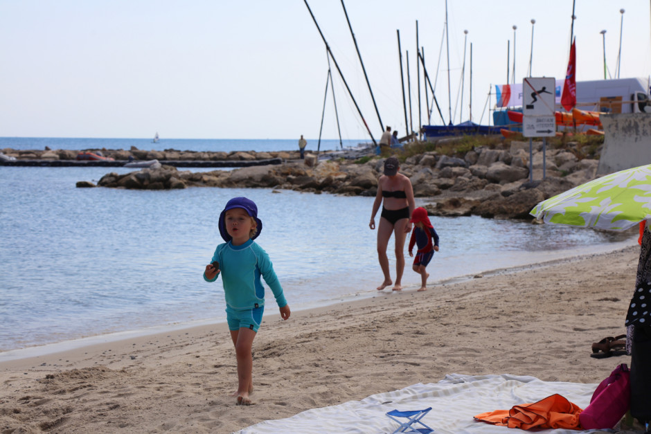 Rivieran 4: La Plage Antibes - 01
