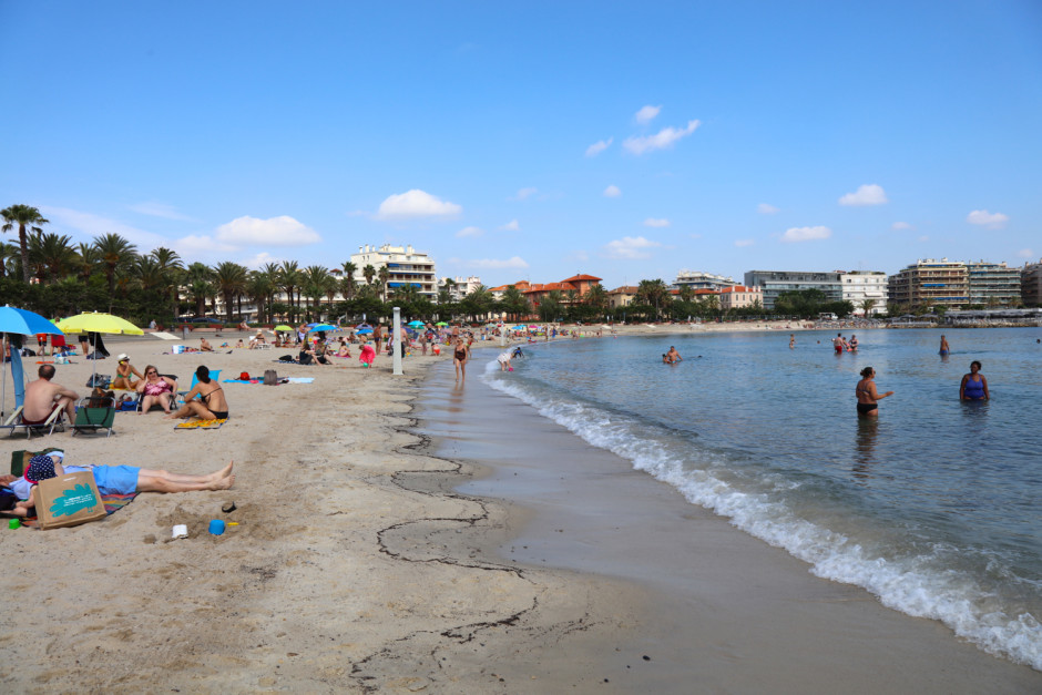 Rivieran 4: La Plage Antibes - 02